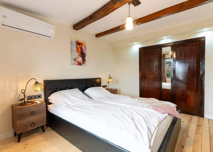 Bobevata - Floor 2 - Stunning View Old Town Daire *