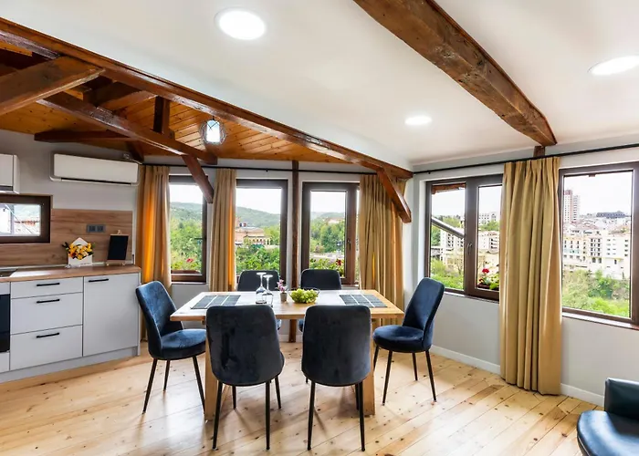 Bobevata - Floor 2 - Stunning View Old Town * Tırnova