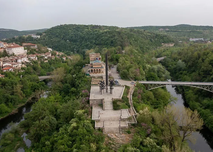 Bobevata - Floor 2 - Stunning View Old Town Daire Tırnova